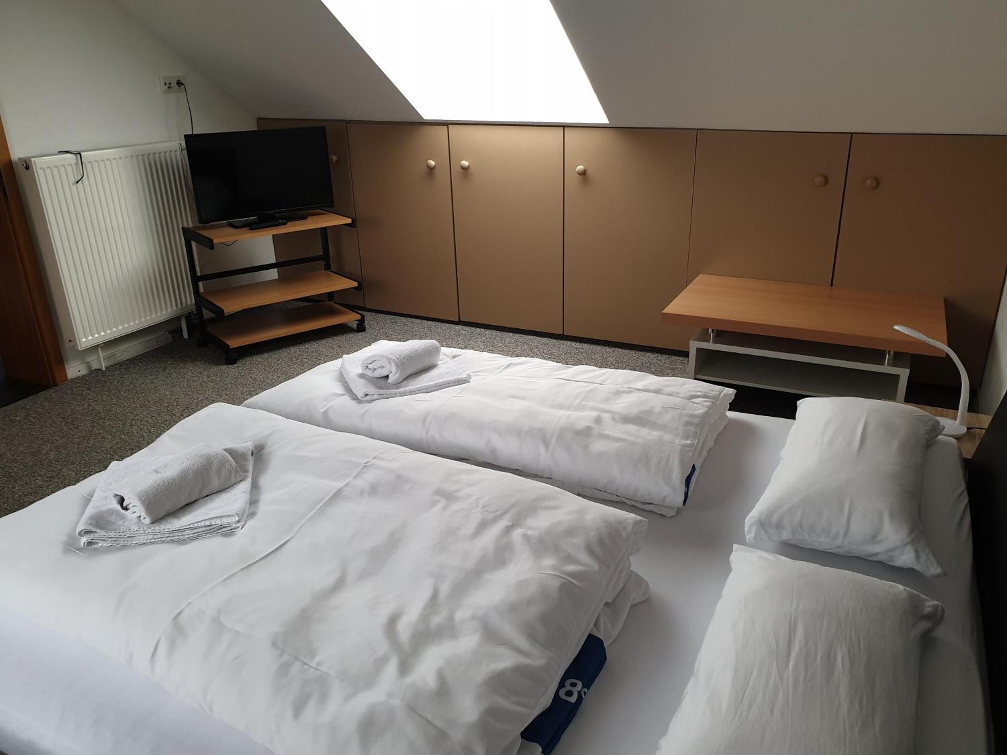 Pension Zum Adler Limbach  Zimmer foto
